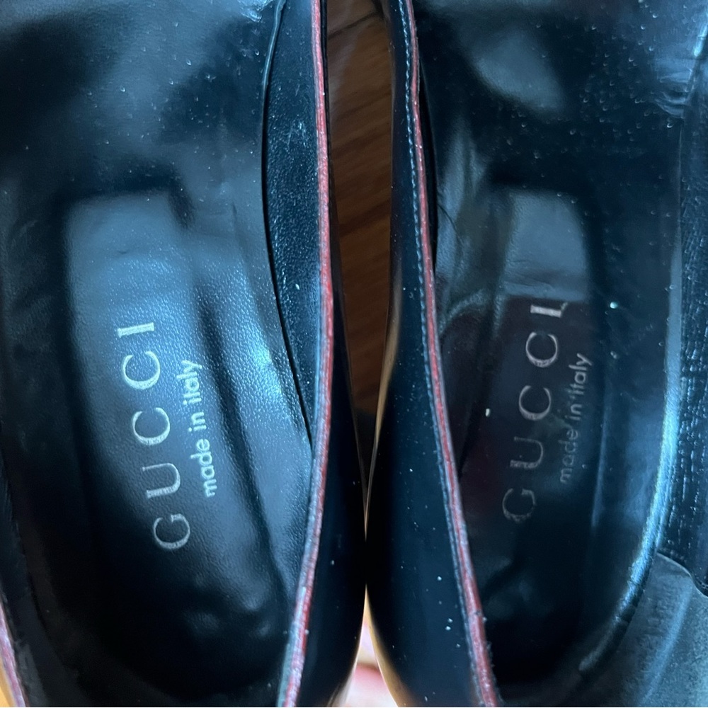 ❌SOLD❌Gucci Heels Size 5 - Picture 2 of 5